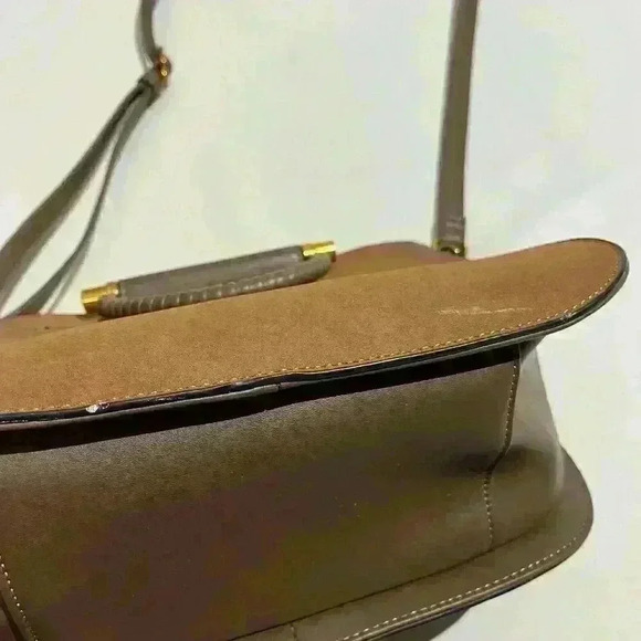 Marc New York Riveted Leather Tan Domed Bag Crossbody Work School Buckle - Picture 16 of 16